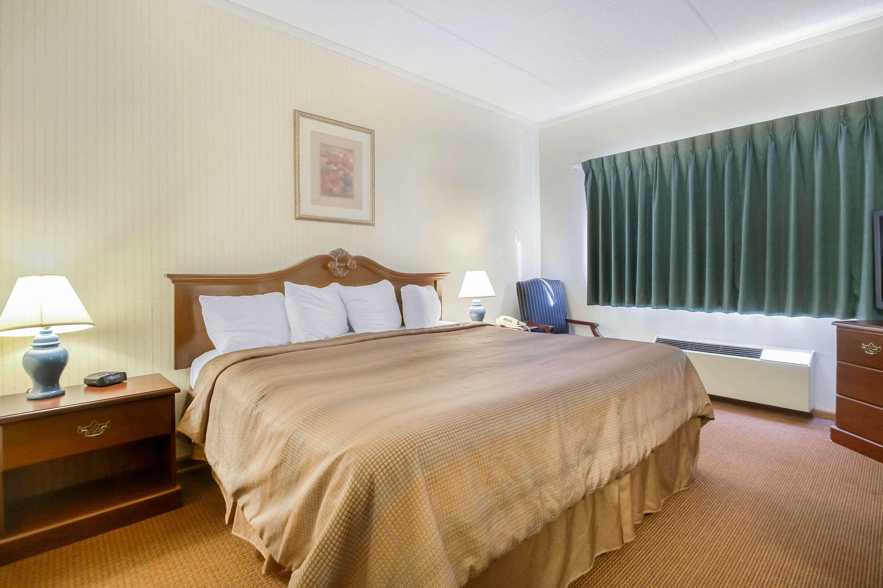 Comfort Inn & Suites Beaver Dam Экстерьер фото