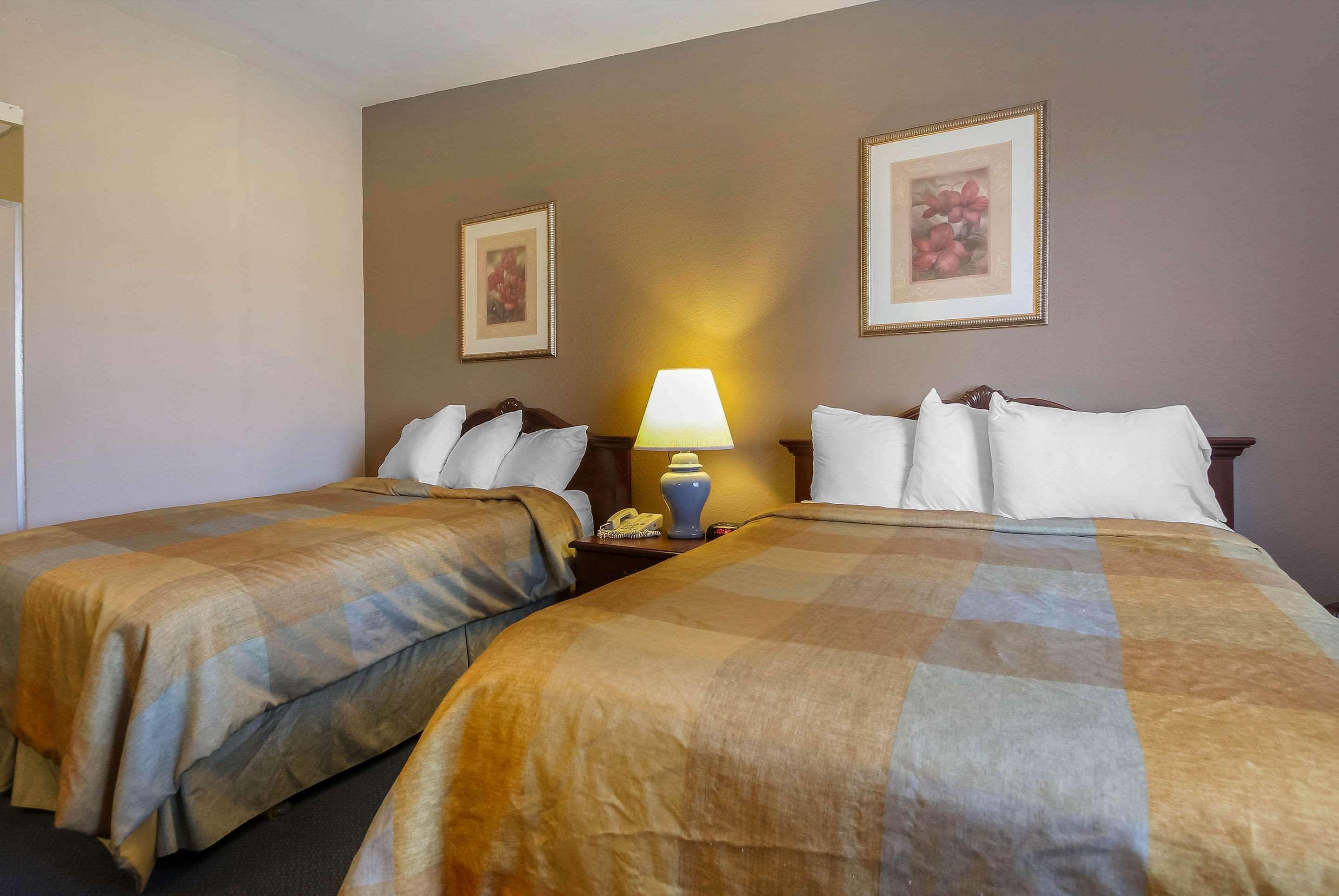 Comfort Inn & Suites Beaver Dam Экстерьер фото