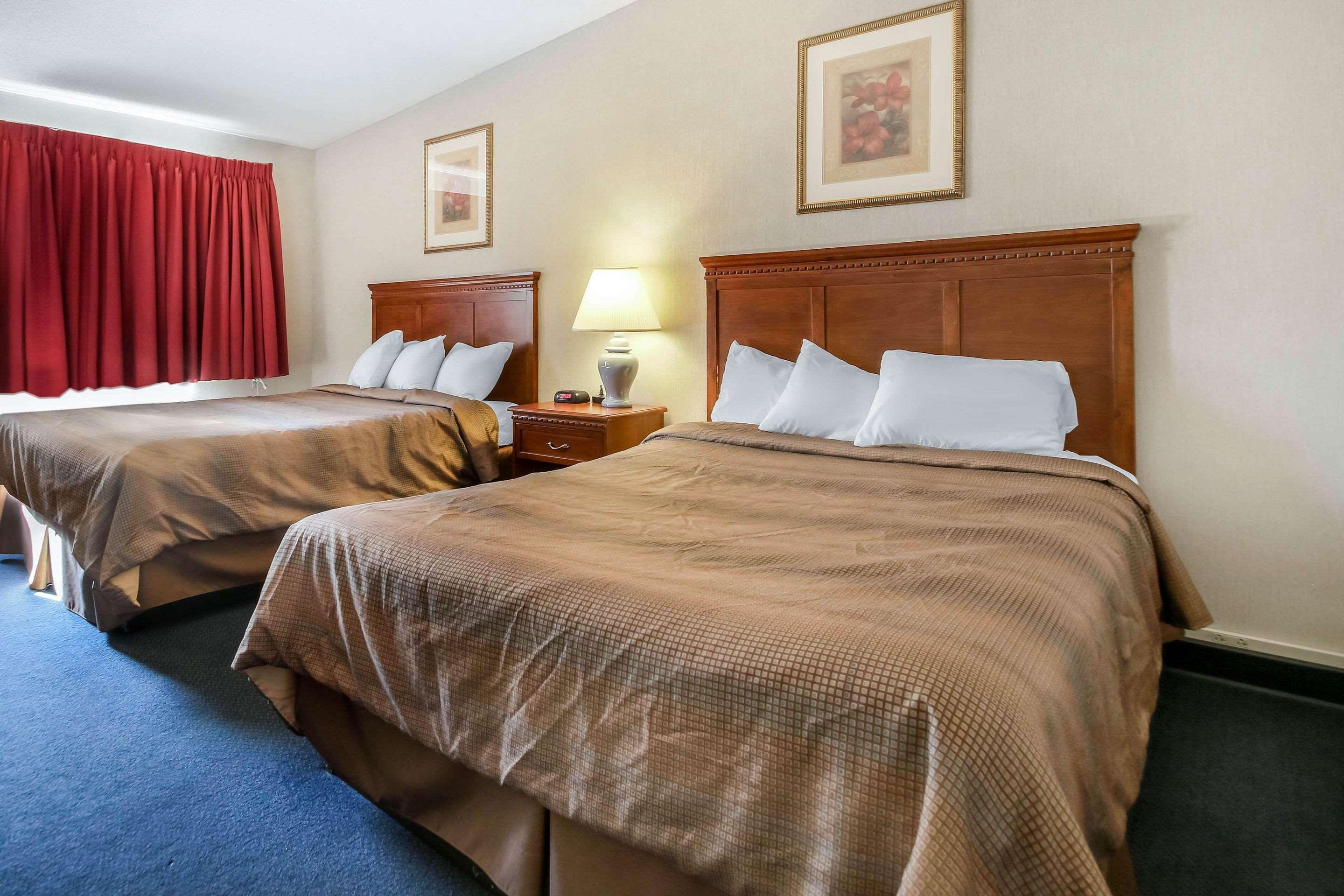 Comfort Inn & Suites Beaver Dam Экстерьер фото