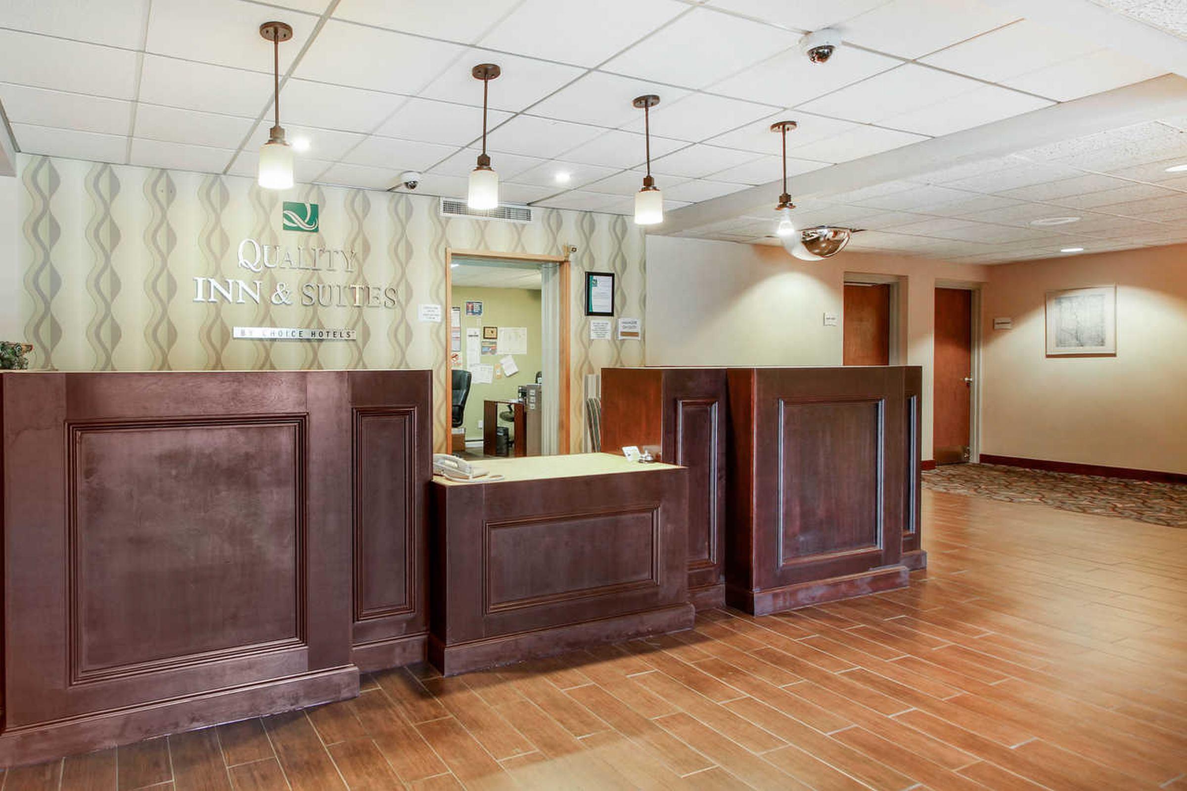Comfort Inn & Suites Beaver Dam Экстерьер фото