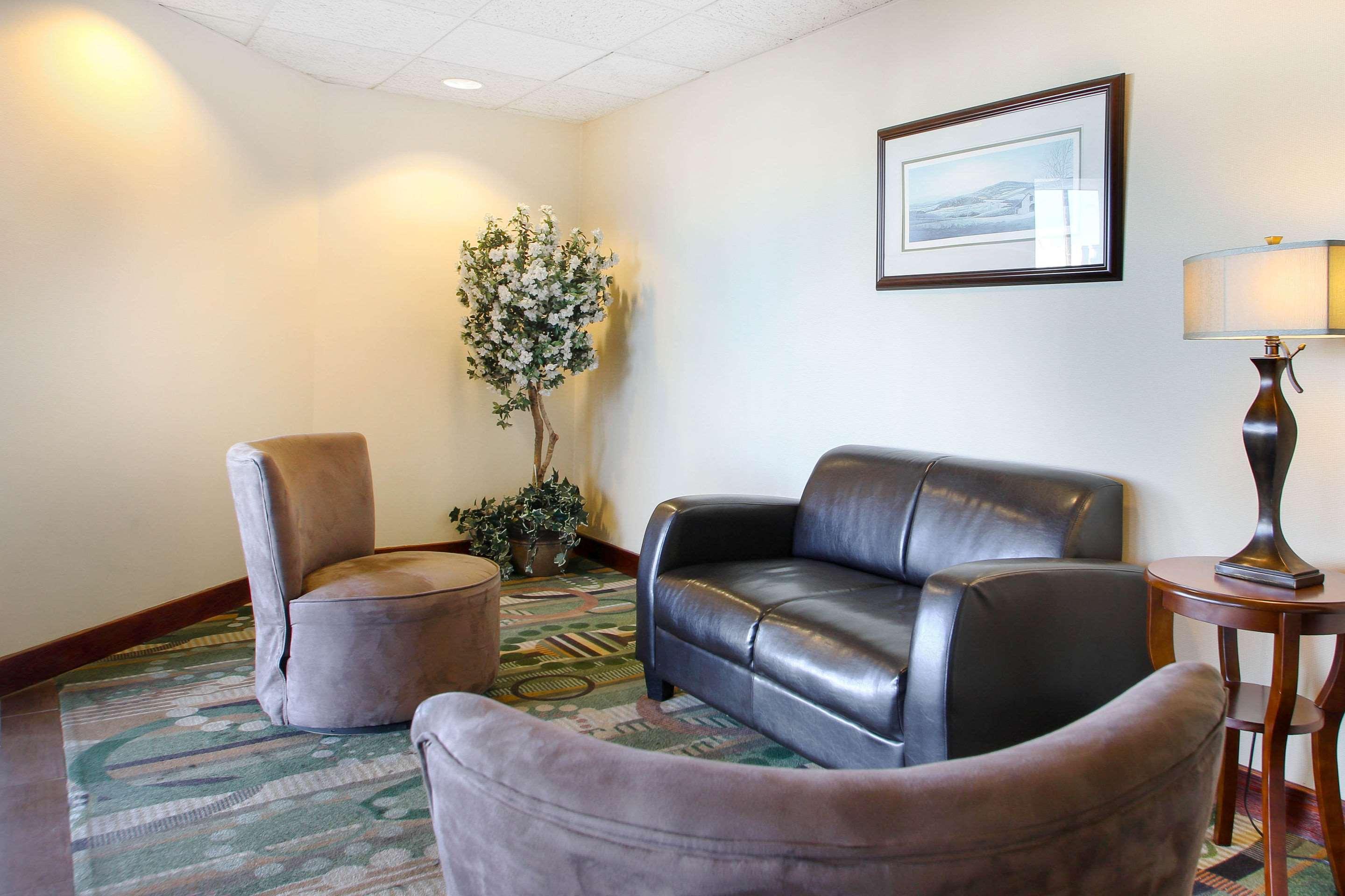 Comfort Inn & Suites Beaver Dam Экстерьер фото