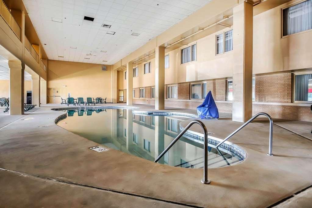 Comfort Inn & Suites Beaver Dam Удобства фото