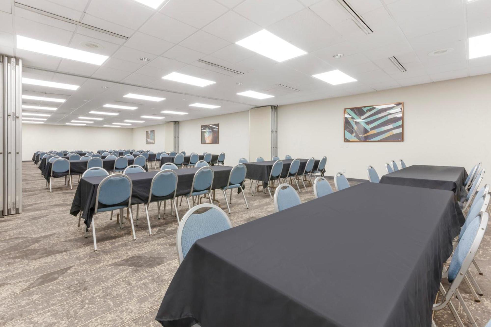 Comfort Inn & Suites Beaver Dam Экстерьер фото