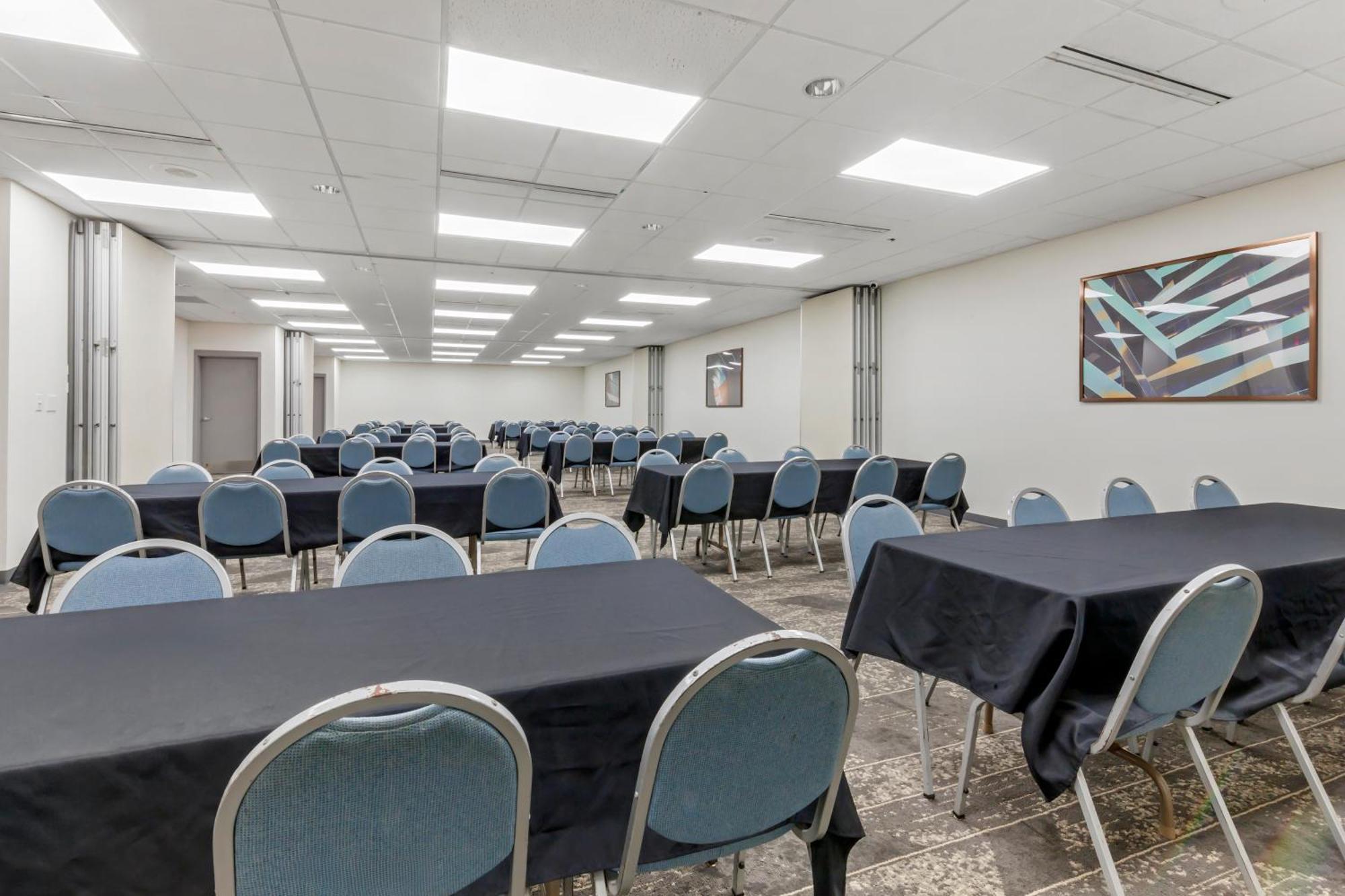 Comfort Inn & Suites Beaver Dam Экстерьер фото