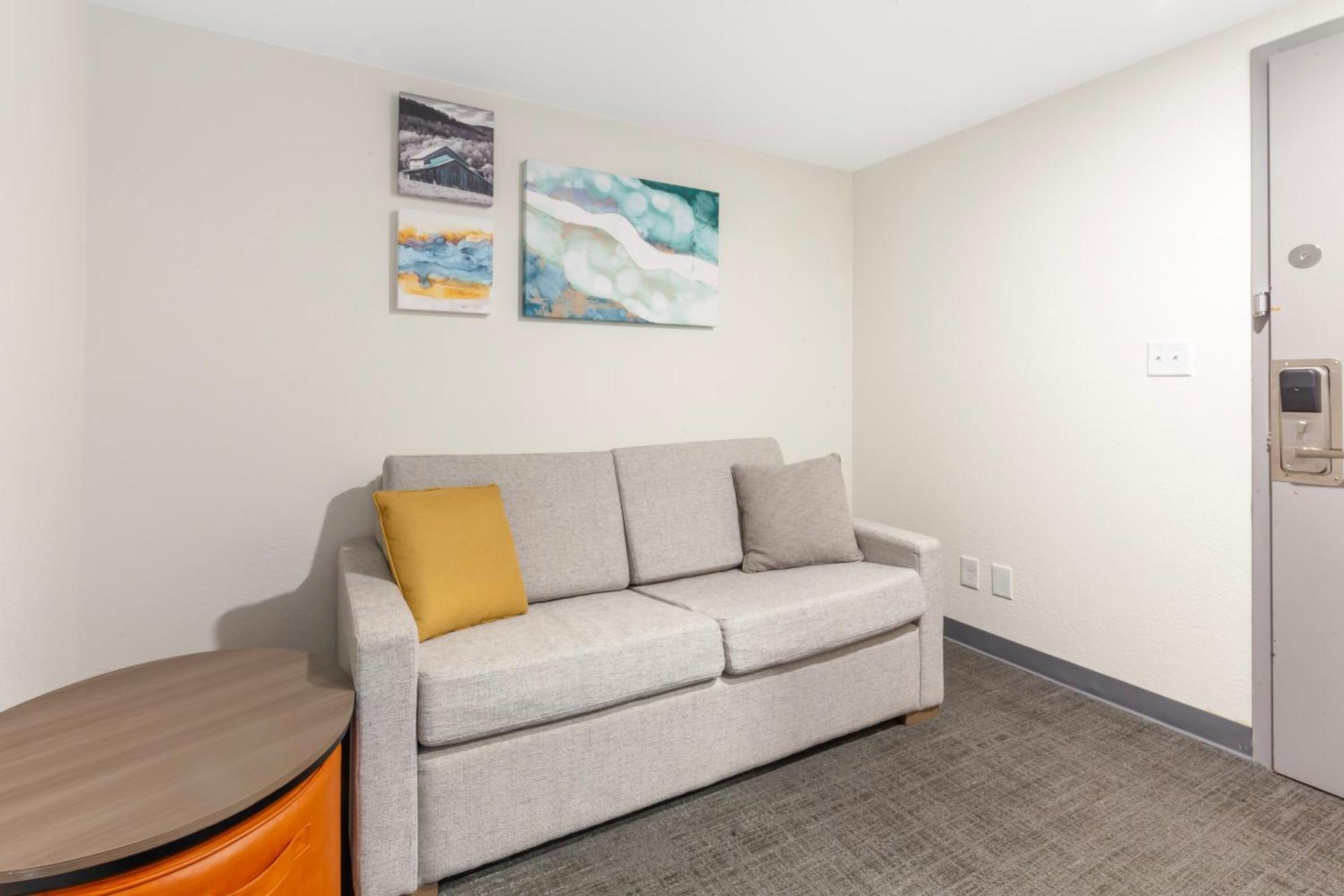 Comfort Inn & Suites Beaver Dam Экстерьер фото