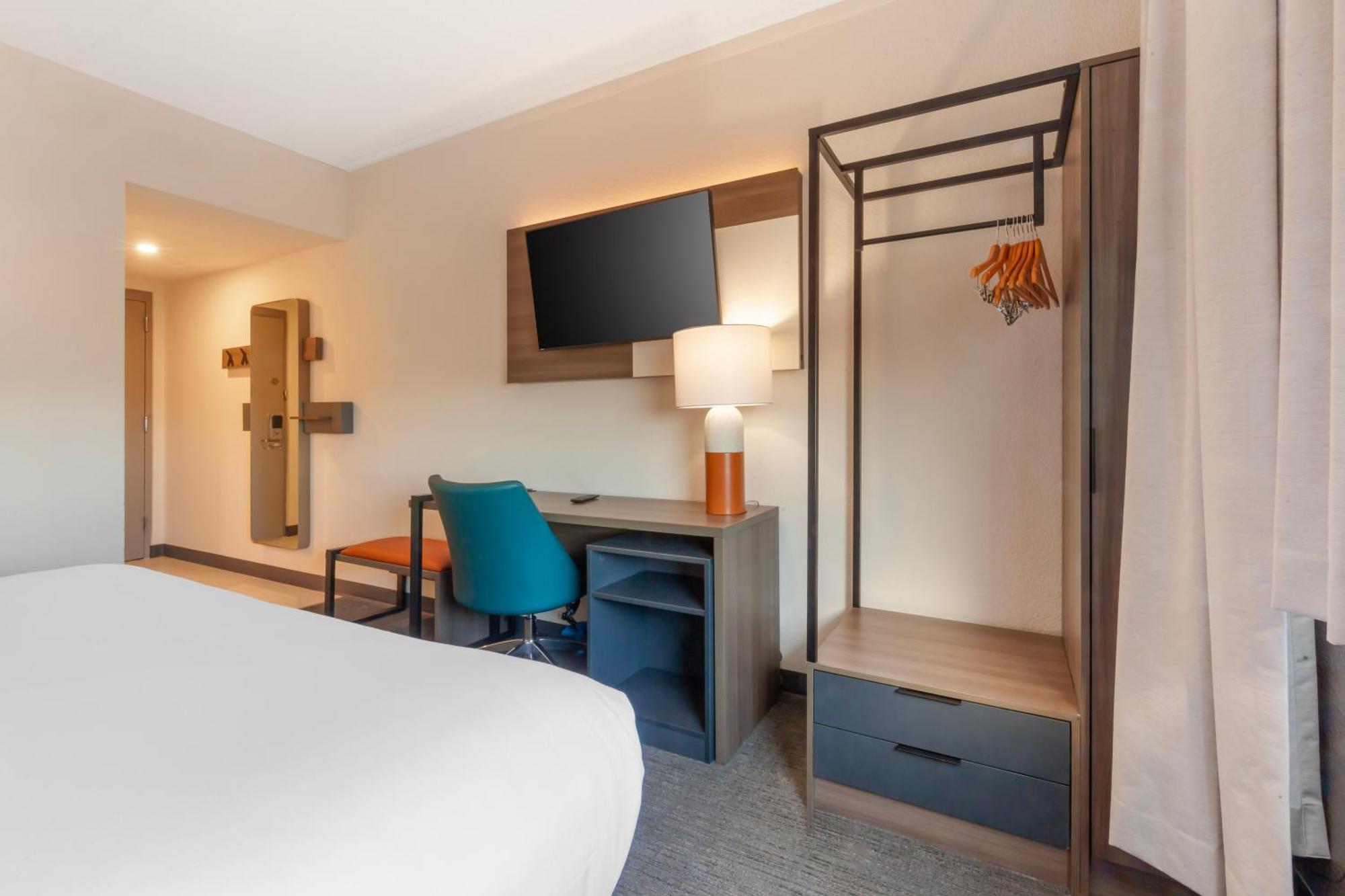 Comfort Inn & Suites Beaver Dam Экстерьер фото